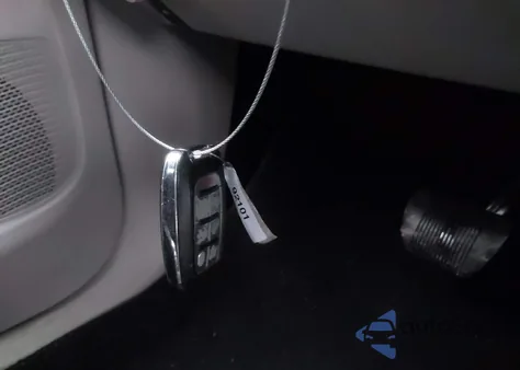 2022 Chrysler Pacifica Touring L z USA, uszkodzony, nr VIN 2C4RC1BGXNR11563